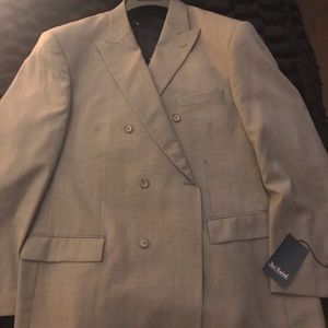 Men’s Suit